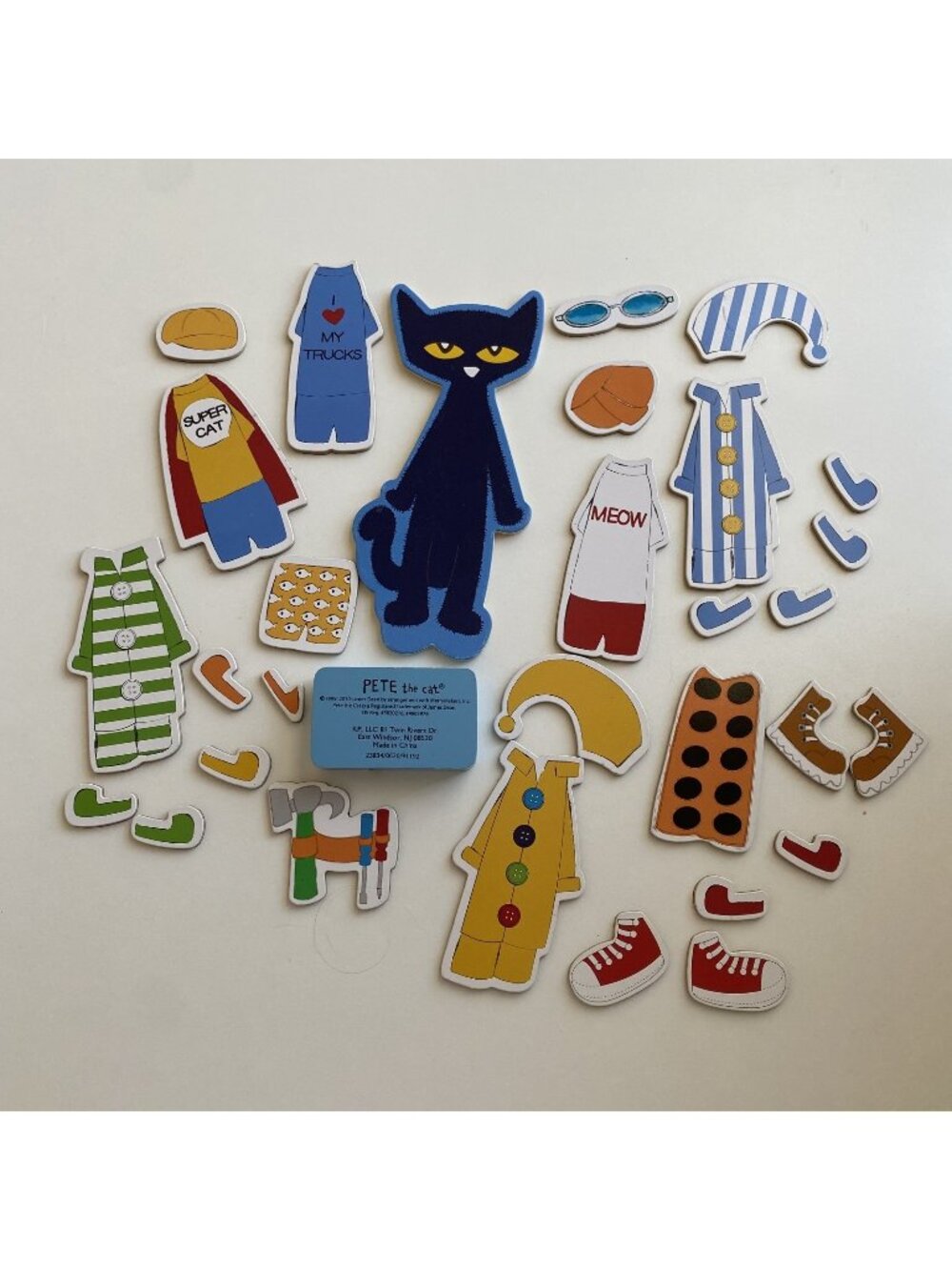 Pete The Cat Magnetic Dress Up Set Lot Pre-owned INCOMPLETE
